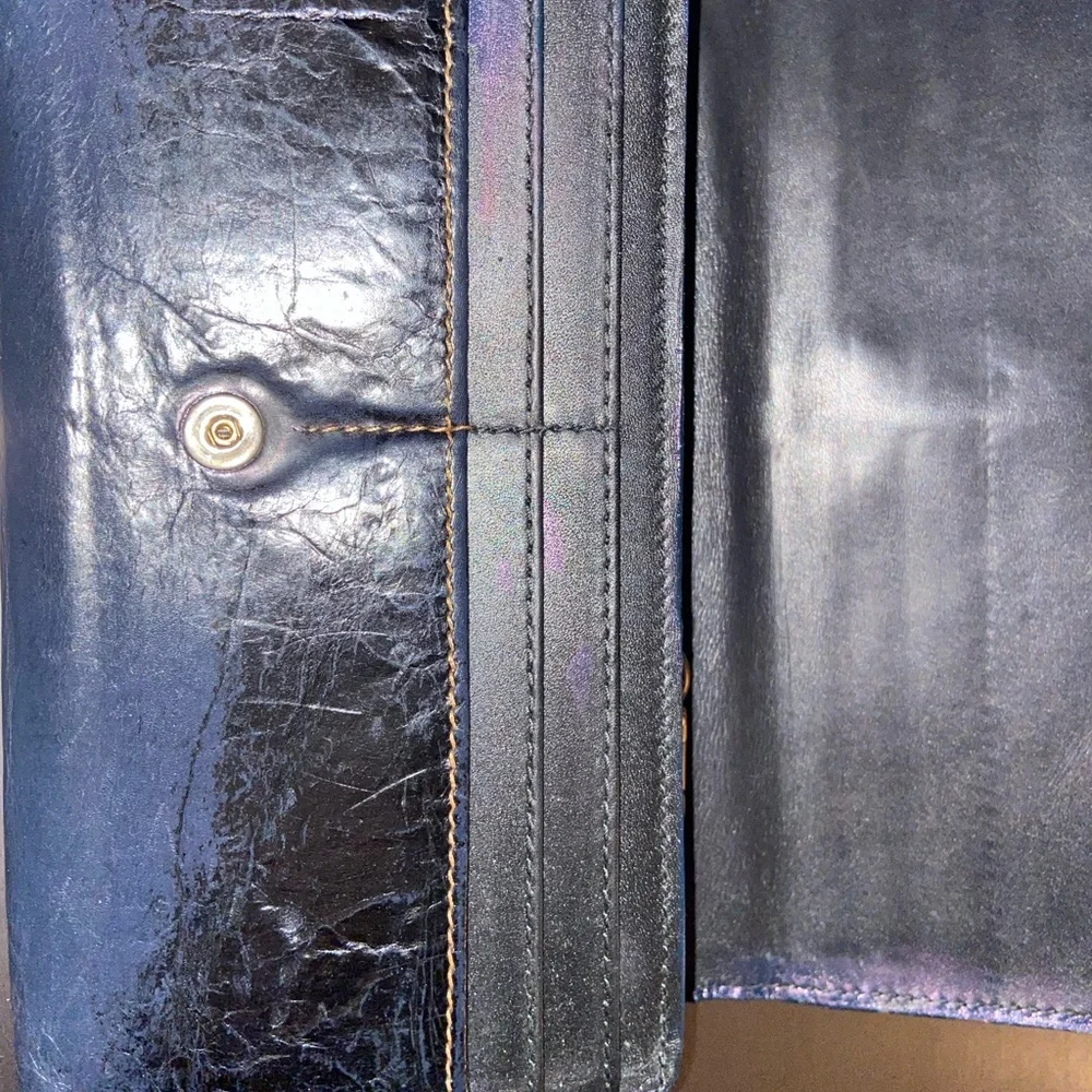 YSL Distressed Leather Chain Wallet - Authentic - Picture 7 of 10